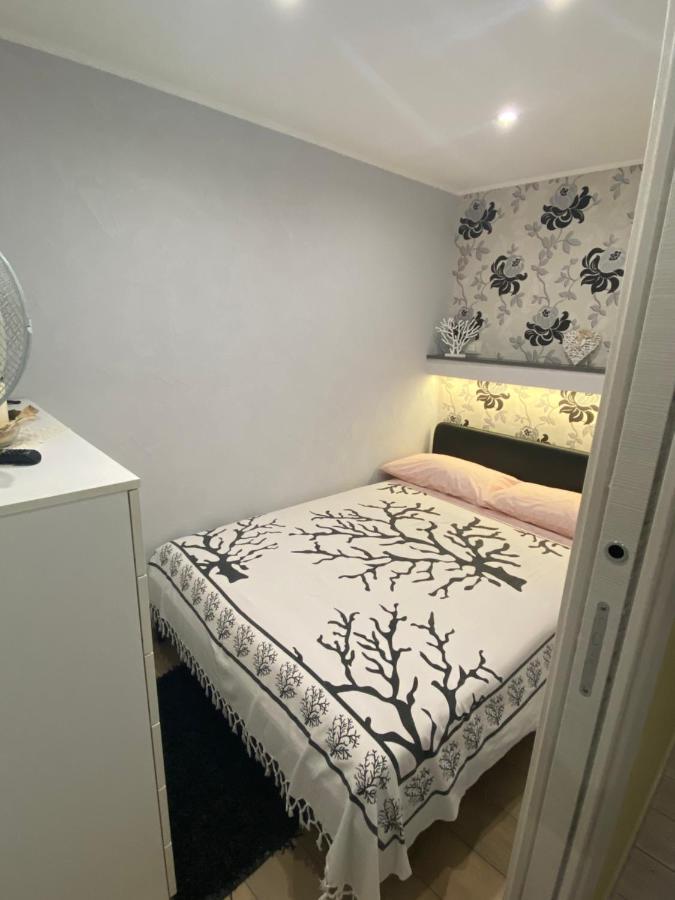 Naxos Beach Apartment Giardini-Naxos Extérieur photo