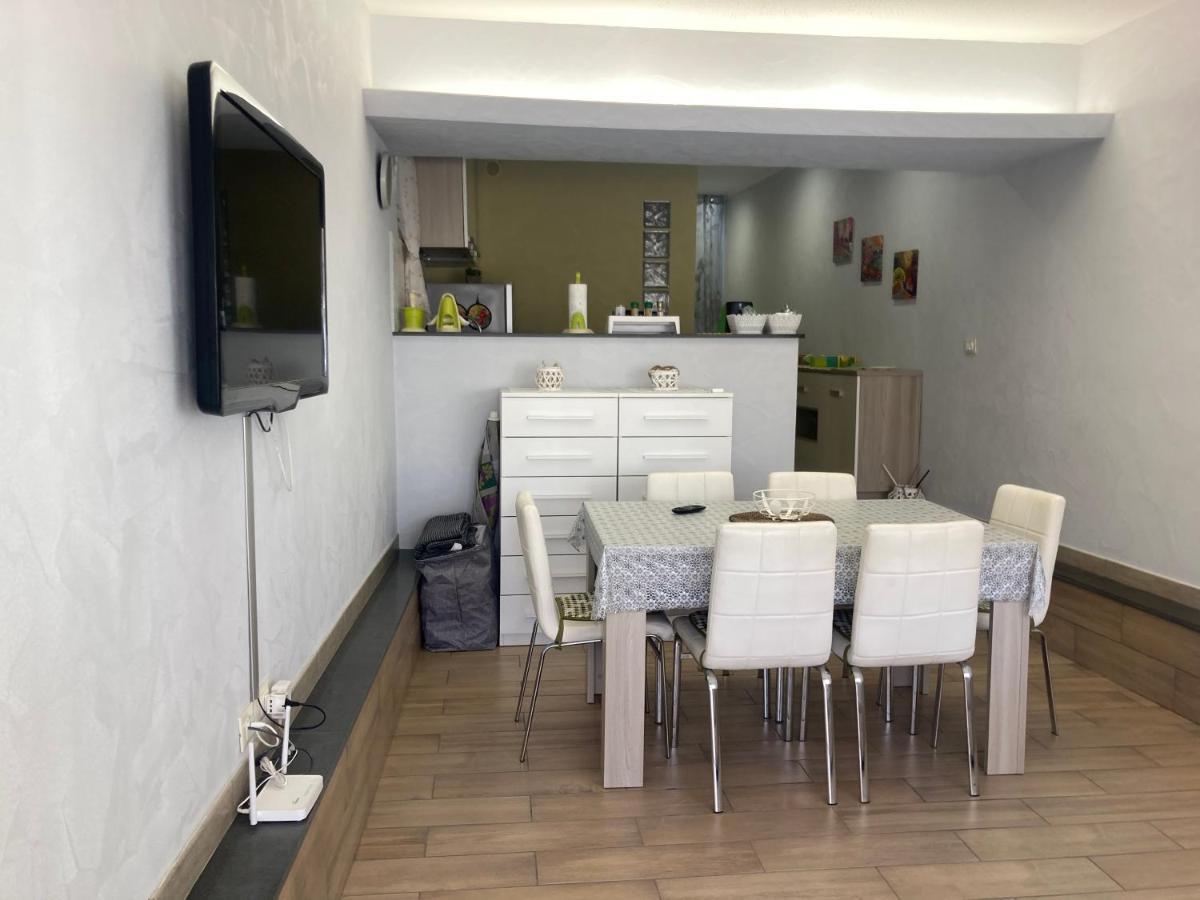 Naxos Beach Apartment Giardini-Naxos Extérieur photo