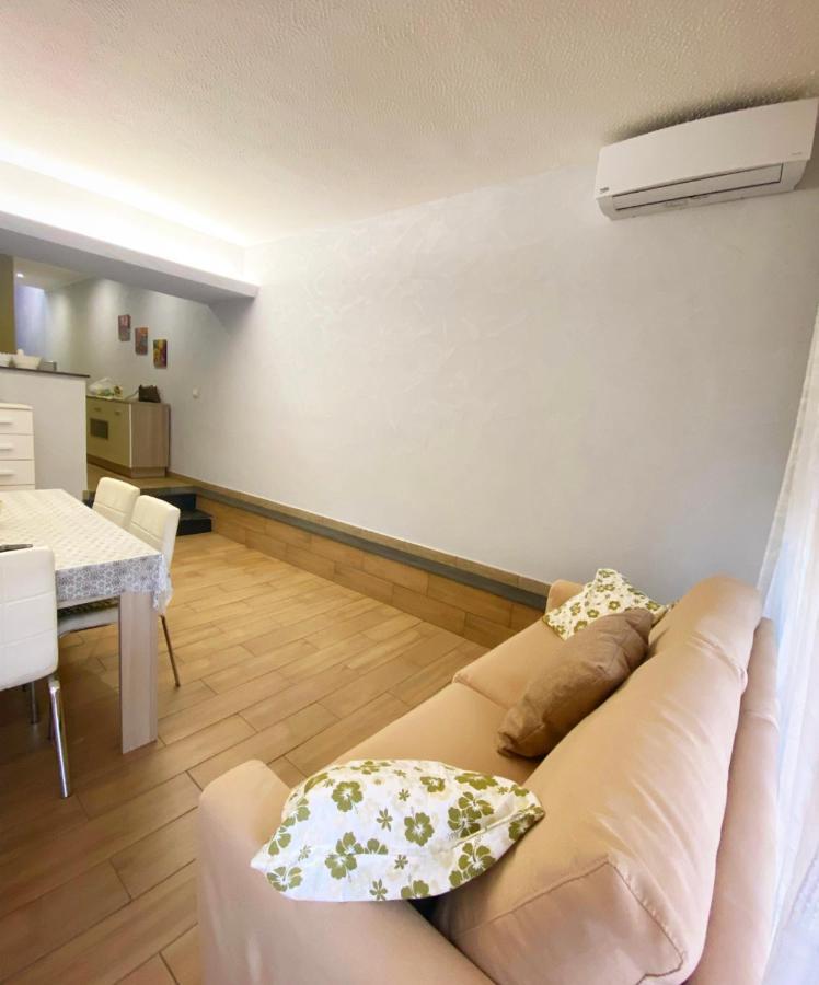 Naxos Beach Apartment Giardini-Naxos Extérieur photo